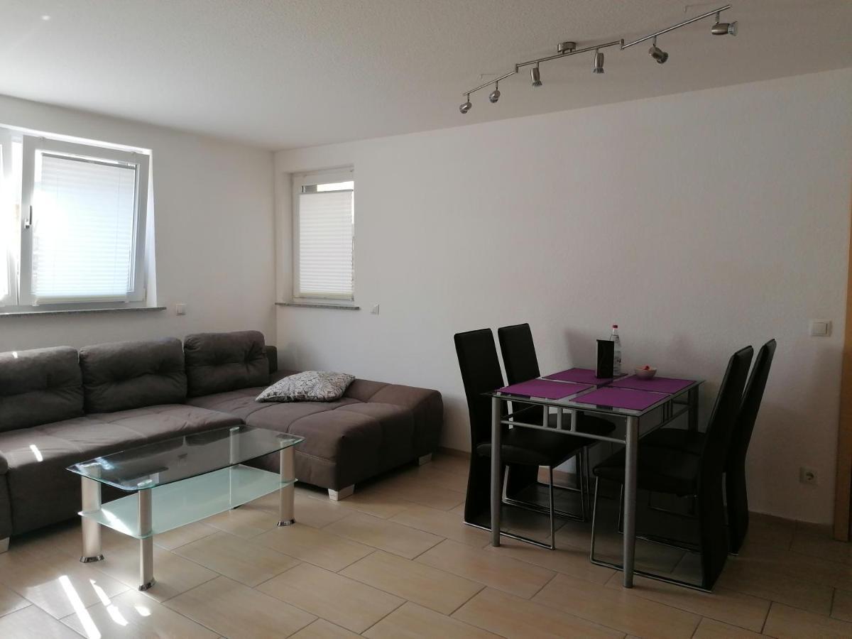 Ferienwohnung Weingut Brutscher Roschbach ภายนอก รูปภาพ